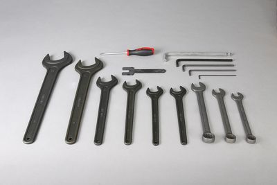 Set of tools DESOI AirPower L50